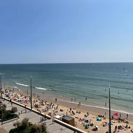 T3 Au 6e Etage Avec Balcon Et Vue - Fr-1-197-200 Διαμέρισμα
