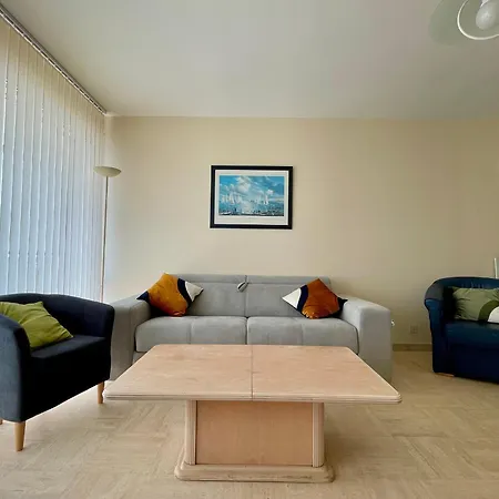 T3 Au 6e Etage Avec Balcon Et Vue - Fr-1-197-200 Apartment *