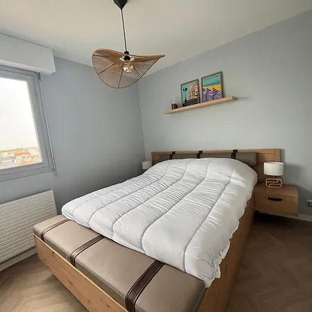 Apartment T3 Au 6e Etage Avec Balcon Et Vue - Fr-1-197-200 *