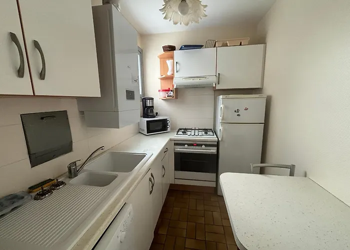 T3 Au 6e Etage Avec Balcon Et Vue - Fr-1-197-200 * 莱萨布勒-多洛讷