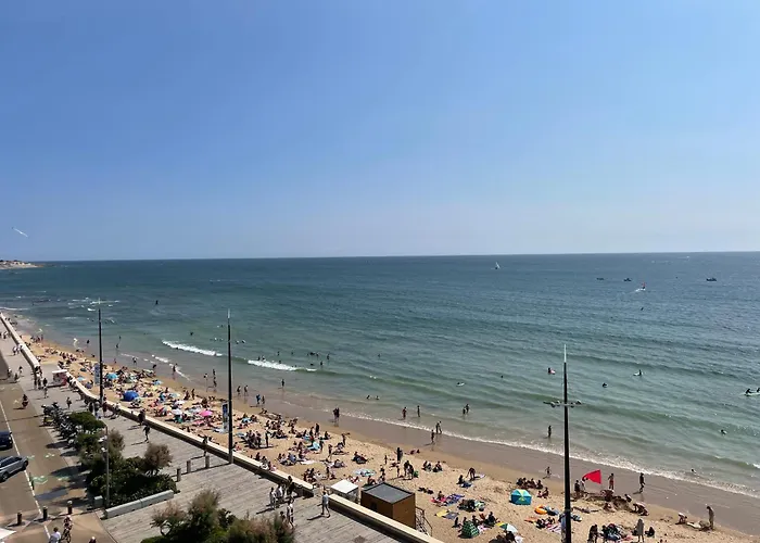 T3 Au 6e Etage Avec Balcon Et Vue - Fr-1-197-200 公寓