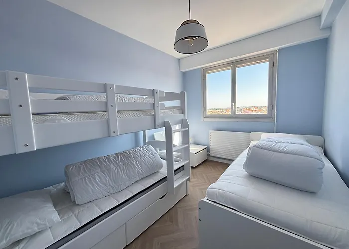 公寓 T3 Au 6e Etage Avec Balcon Et Vue - Fr-1-197-200 莱萨布勒-多洛讷